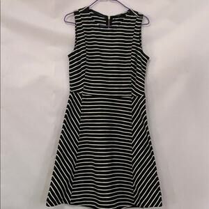 J.CREW FIT & FLARE OPEN ZIPPER‎ DRESS SIZE …